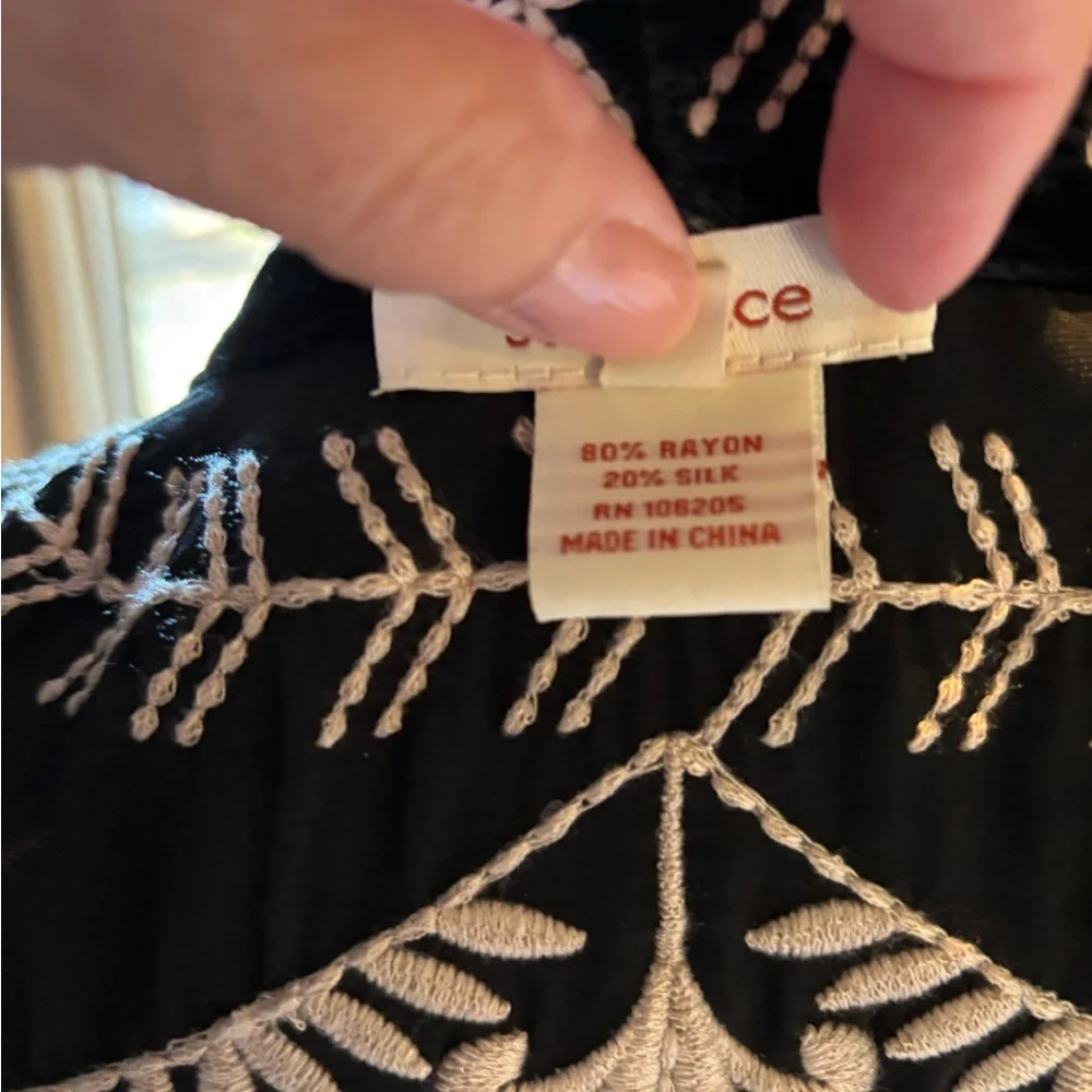 Sundance Left Bank Embroidered Velvet Cardigan Long Sleeve Black Size Small NWOT - Picture 13 of 14